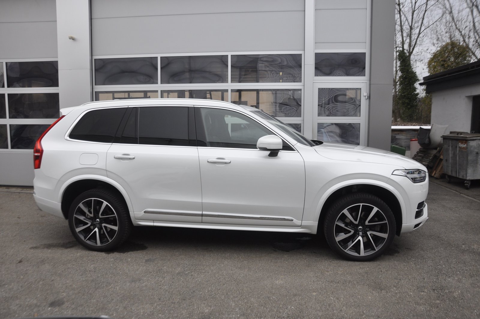VOLVO XC90 T8 AWD Inscription Geartronic 7 Plätze I Anhäng, Plug-in-Hybrid Benzina/Elettrica, Occasioni / Usate, Automatico - 2