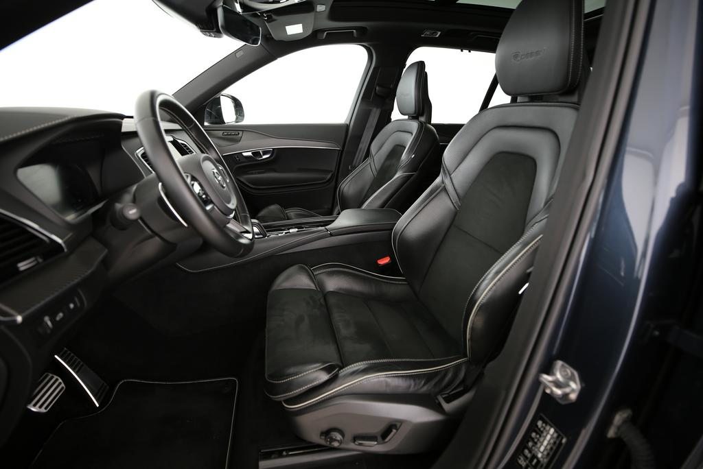 VOLVO XC90 2.0 T8 TE R-Design 7P. eAWD, Hybride Rechargeable Essence/Électricité, Occasion / Utilisé, Automatique - 4