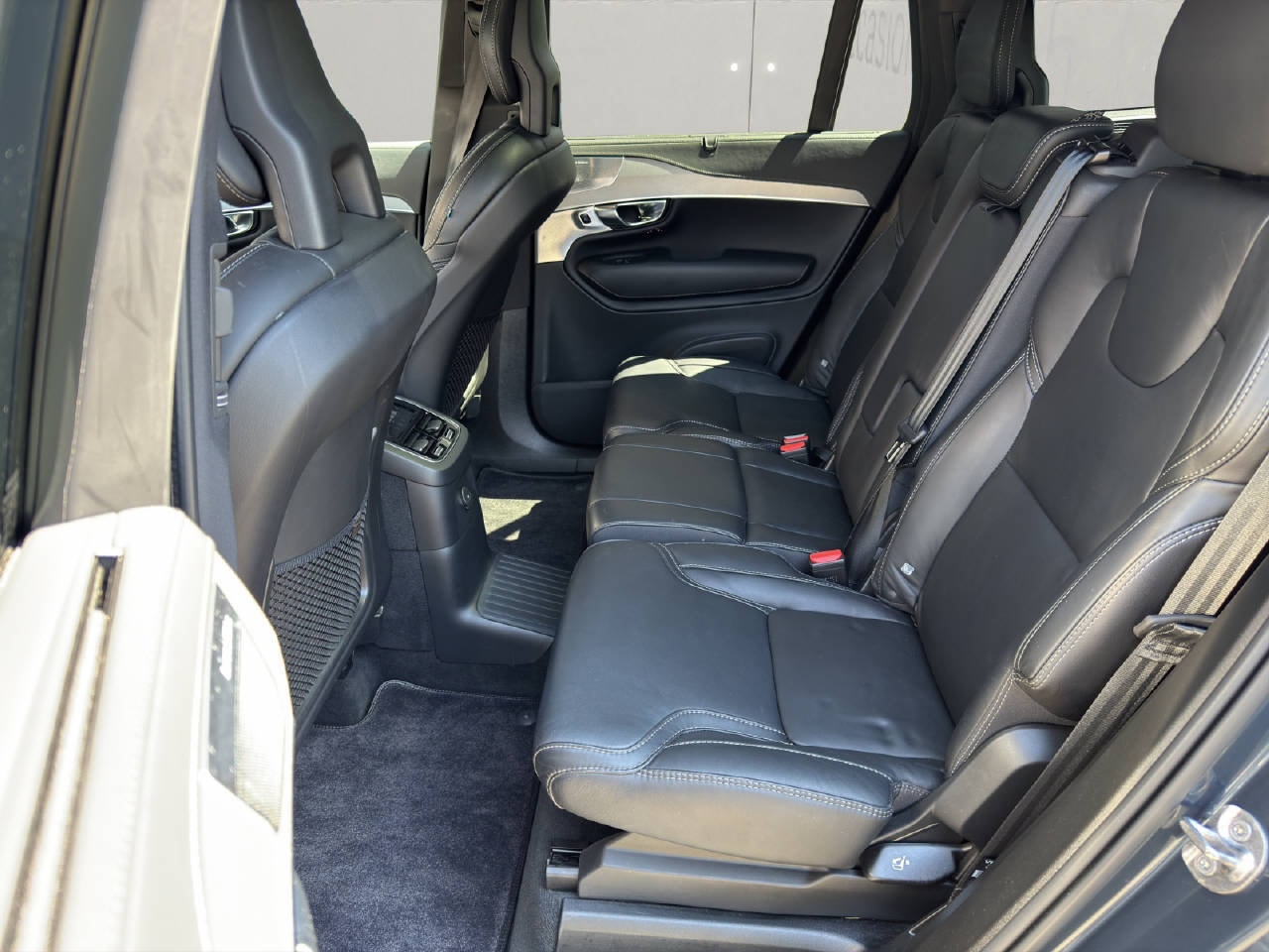 VOLVO XC90 T8 R-Design eAWD, Plug-in-Hybrid Petrol/Electric, Second hand / Used, Automatic - 7