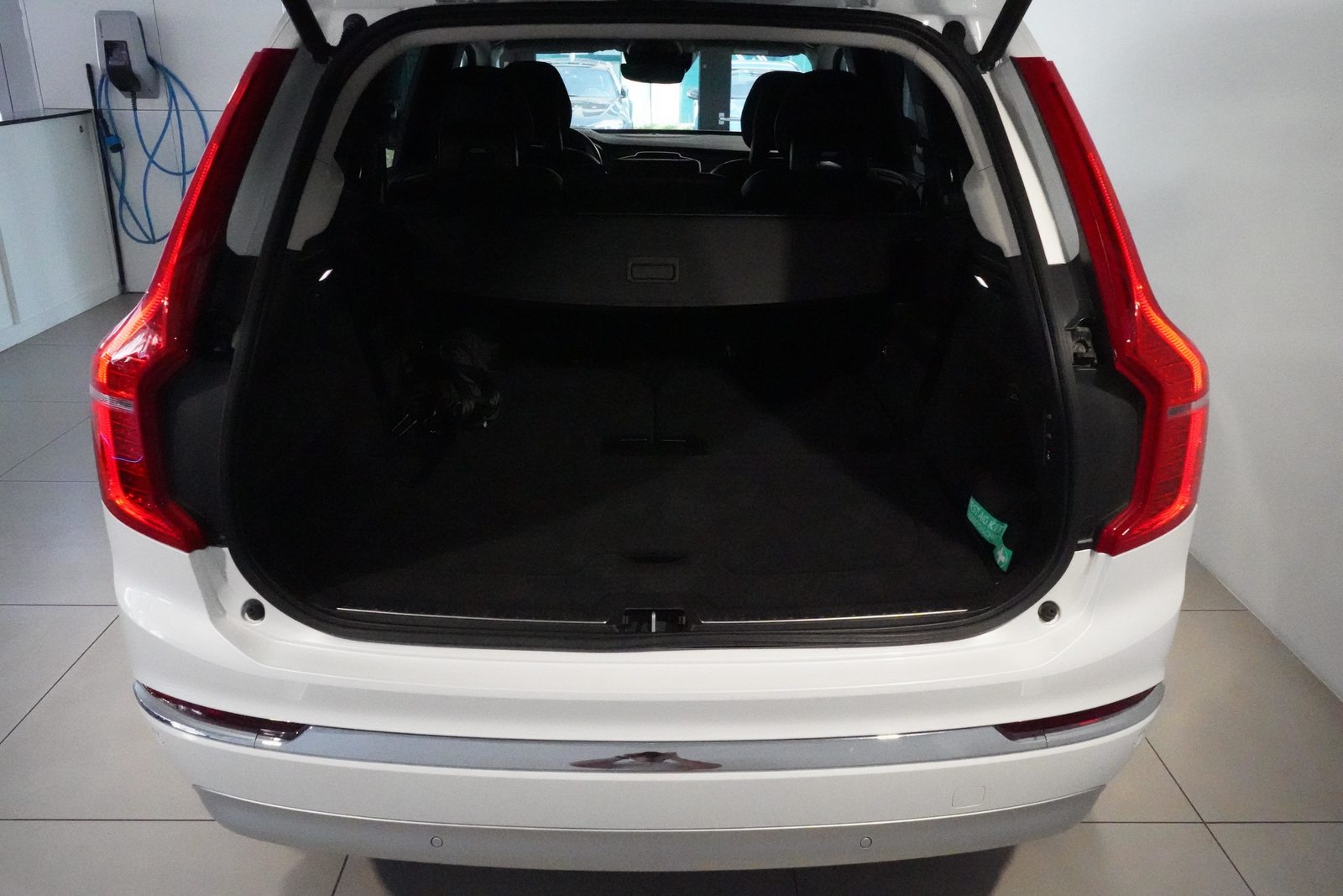 VOLVO XC90 2.0 T8 TE Inscription 7P. eAWD, Hybride Rechargeable Essence/Électricité, Occasion / Utilisé, Automatique - 5
