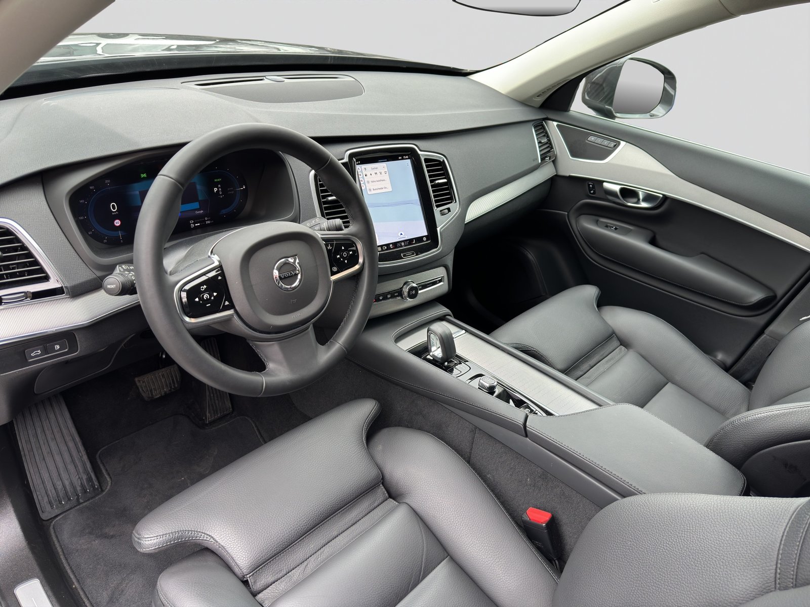 VOLVO XC90 T8 eAWD Core 7Pl. PluginHybrid Geartronic, Plug-in-Hybrid Petrol/Electric, Second hand / Used, Automatic - 7