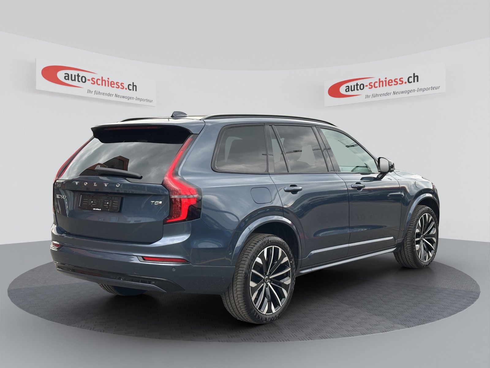 VOLVO XC90 T8e AWD Plus Dark PluginHybrid Geartronic, Plug-in-Hybrid Petrol/Electric, Second hand / Used, Automatic - 5