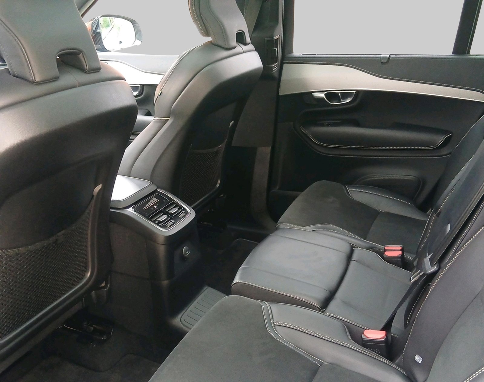 VOLVO XC90 2.0 T8 TE R-Design 7P. eA, Hybride Integrale Benzina/Elettrica, Occasioni / Usate, Automatico - 4