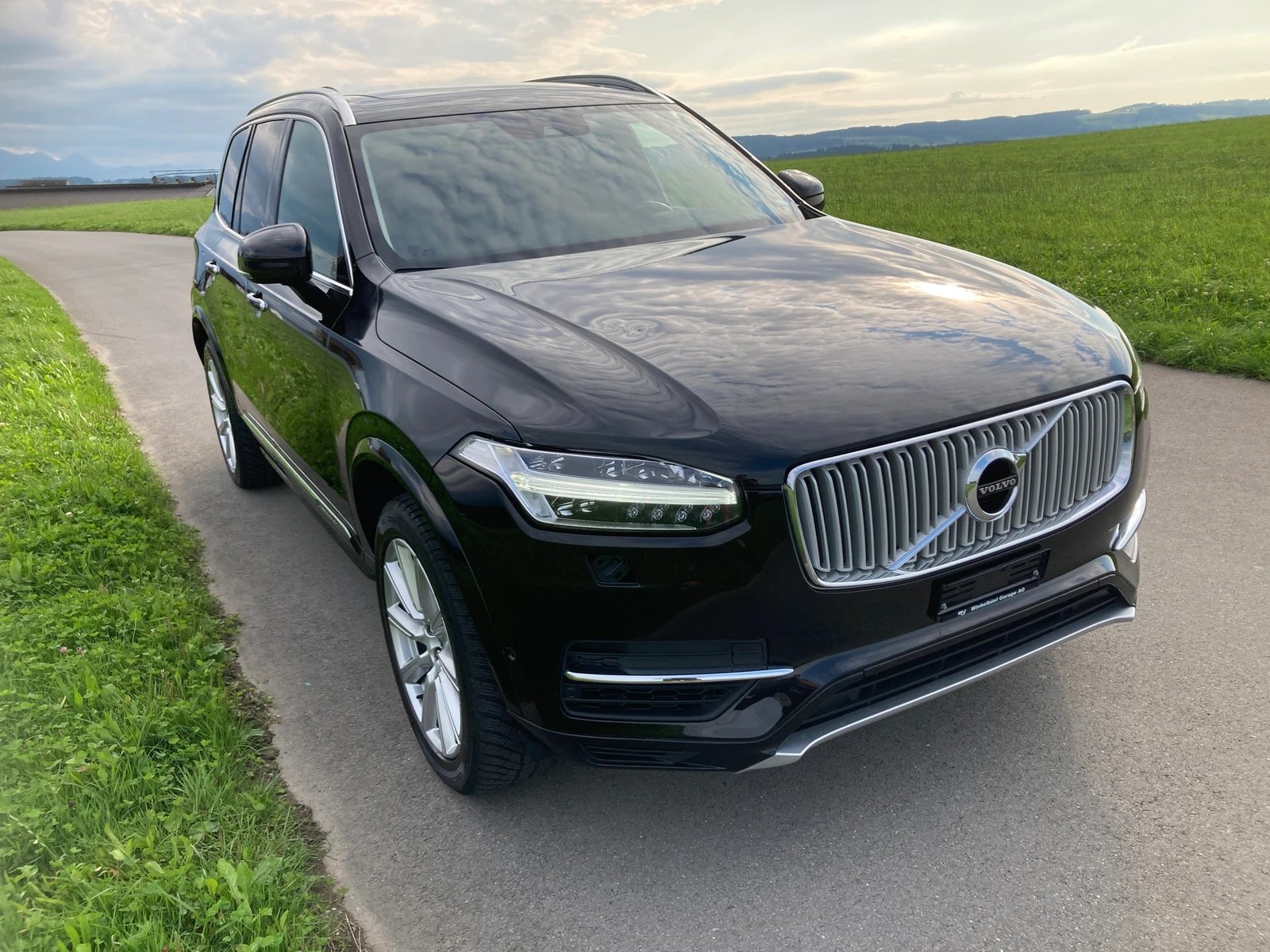 VOLVO XC90 T8 AWD Inscription Geartronic 7 Plätzer, Plug-in-Hybrid Petrol/Electric, Second hand / Used, Automatic - 2