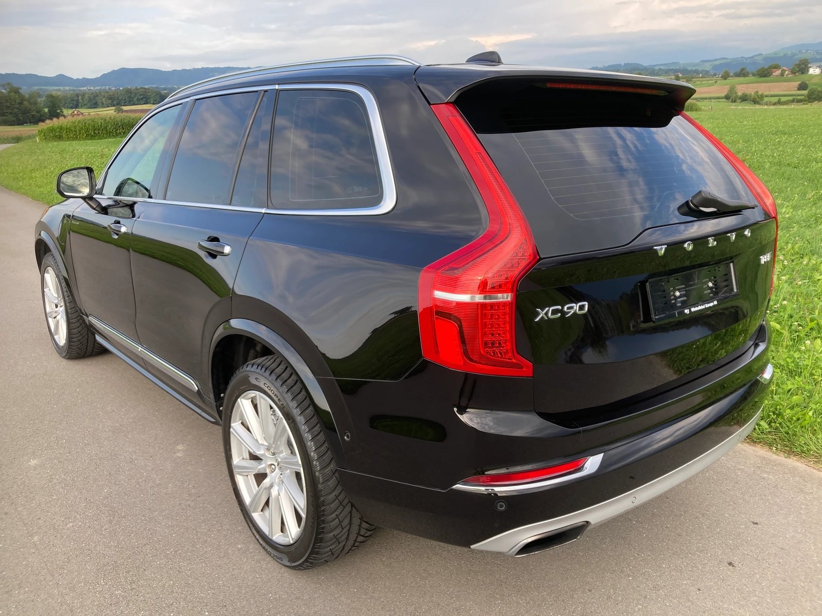 VOLVO XC90 T8 AWD Inscription Geartronic 7 Plätzer, Plug-in-Hybrid Petrol/Electric, Second hand / Used, Automatic - 4