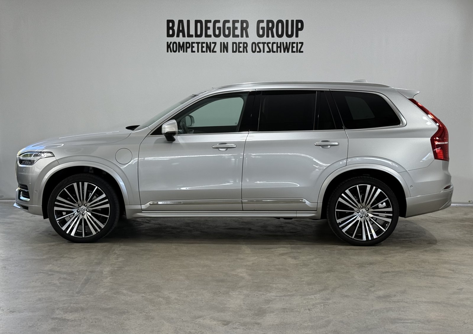 VOLVO XC90 T8 eAWD Inscription, Hybride Intégral Essence/Électricité, Occasion / Utilisé, Automatique - 2