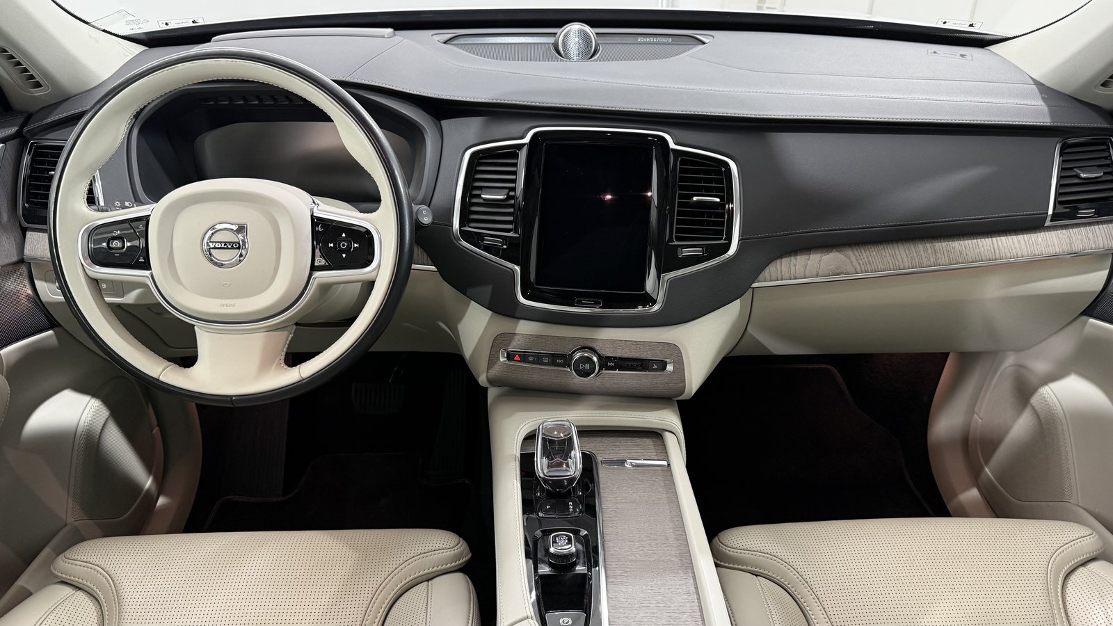 VOLVO XC90 T8 eAWD Inscription, Hybride Intégral Essence/Électricité, Occasion / Utilisé, Automatique - 5