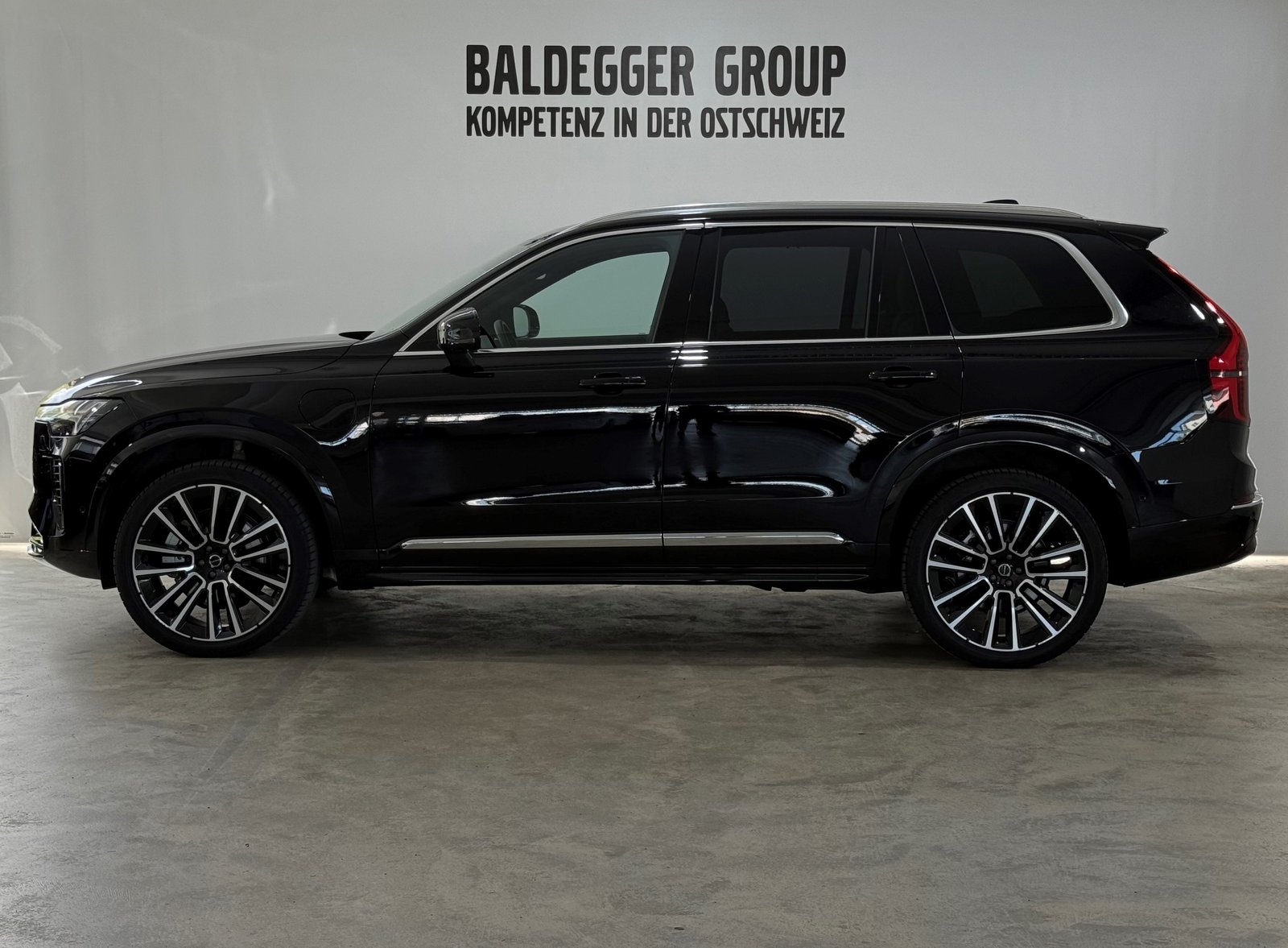 VOLVO XC90 2.0 T8 TE Ultra Bright eA, Full-Hybrid Petrol/Electric, Second hand / Used, Automatic - 2