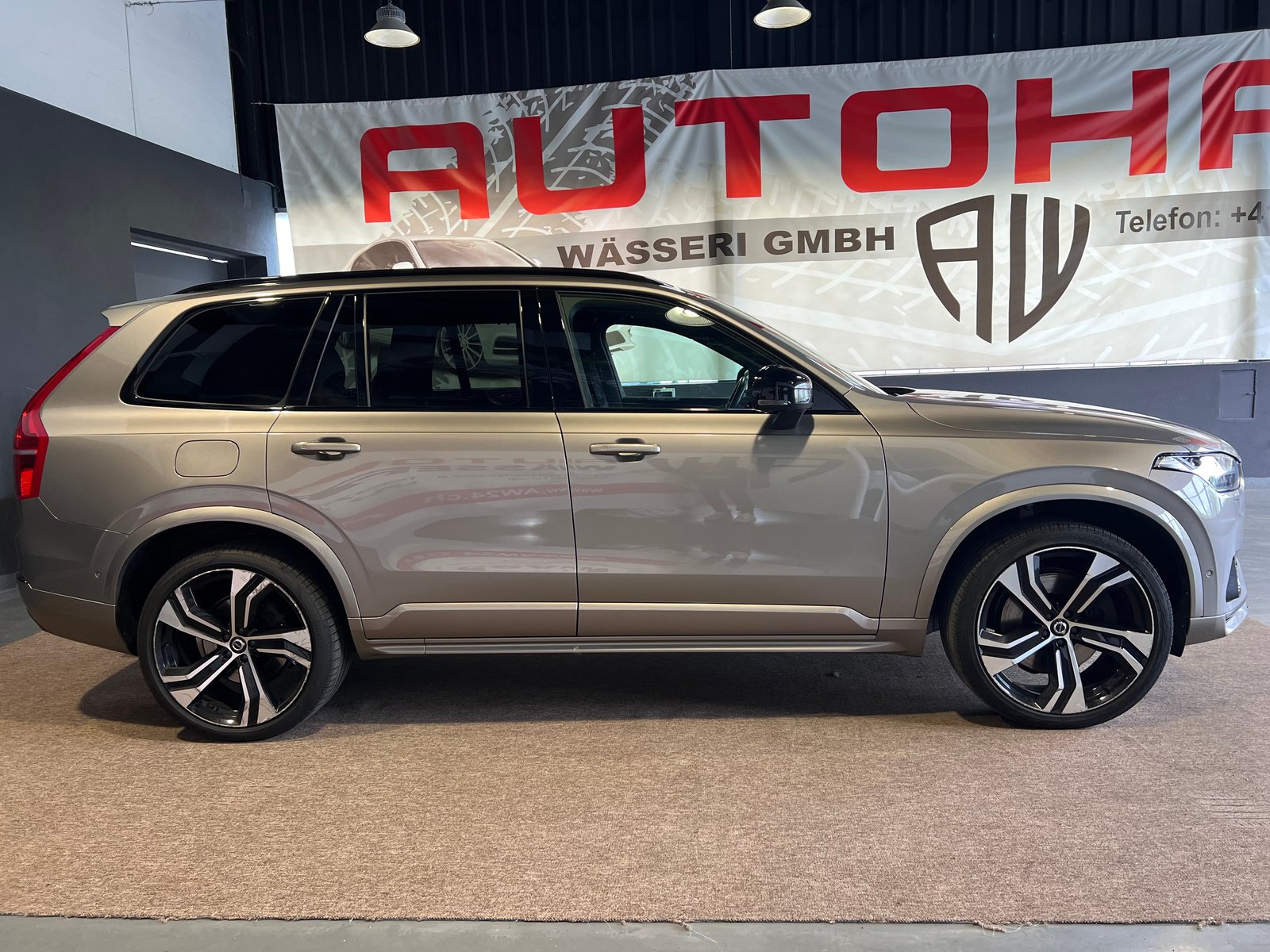 VOLVO XC90 T8 eAWD R-Design Geartronic, Plug-in-Hybrid Petrol/Electric, Second hand / Used, Automatic - 2