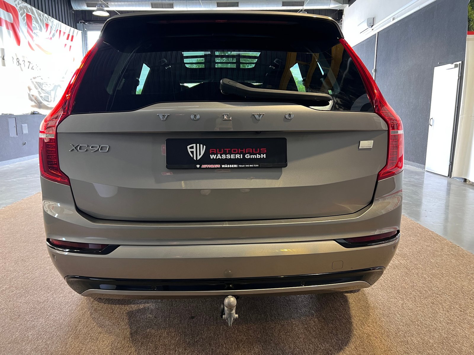 VOLVO XC90 T8 eAWD R-Design Geartronic, Plug-in-Hybrid Petrol/Electric, Second hand / Used, Automatic - 4