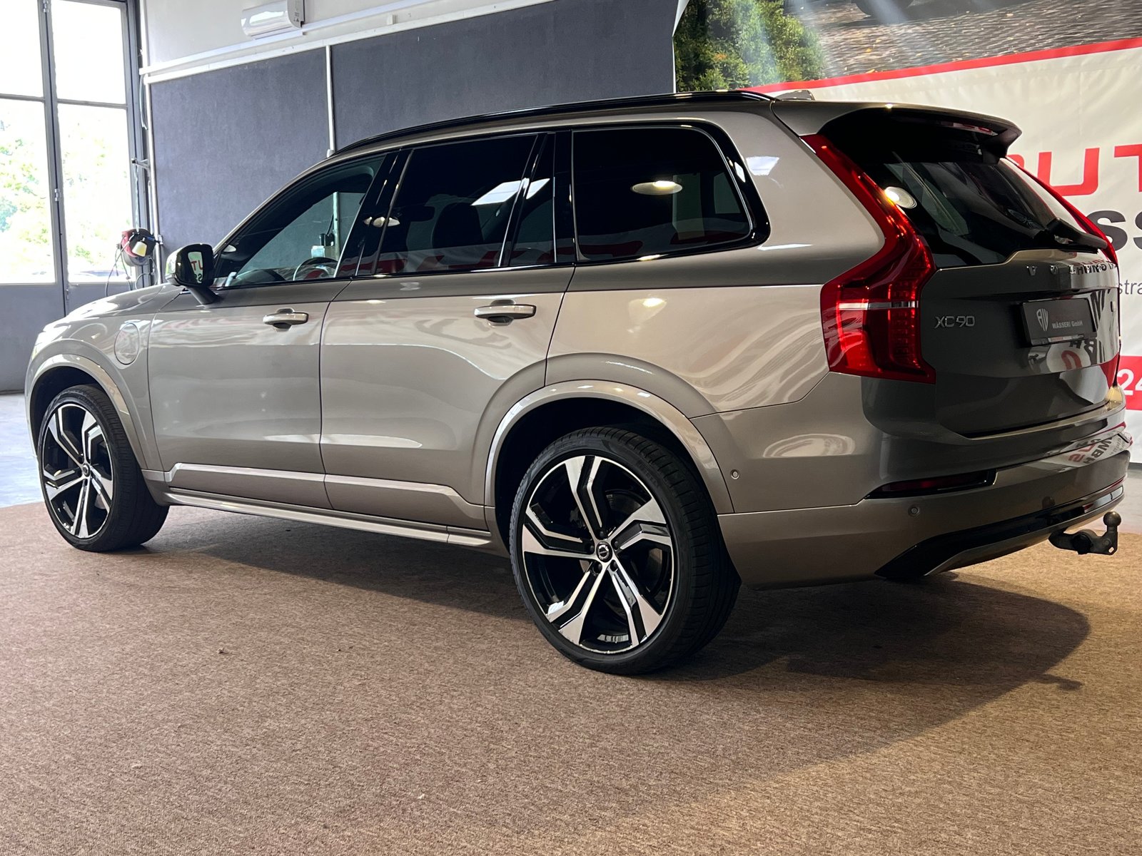 VOLVO XC90 T8 eAWD R-Design Geartronic, Plug-in-Hybrid Petrol/Electric, Second hand / Used, Automatic - 5
