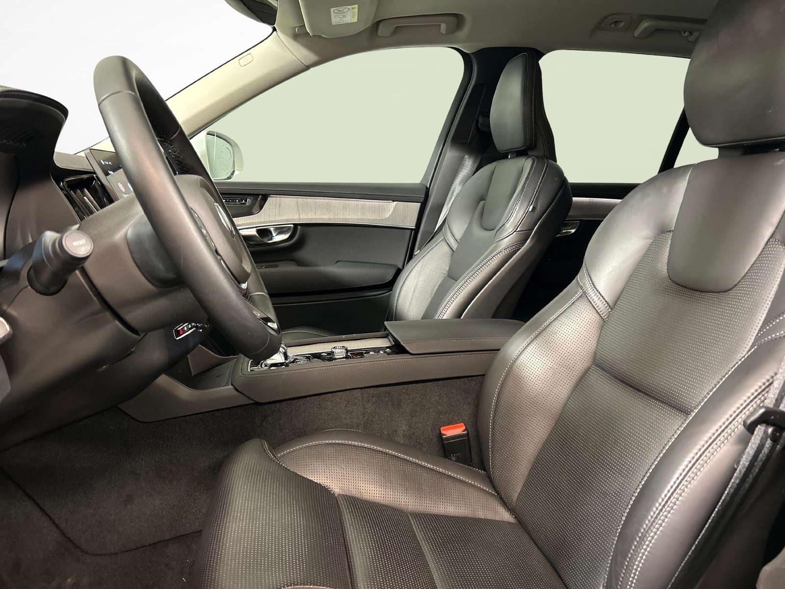 VOLVO XC90 2.0 B5 MH Plus Bright AWD, Hybride Léger Essence/Électricité, Occasion / Utilisé, Automatique - 3