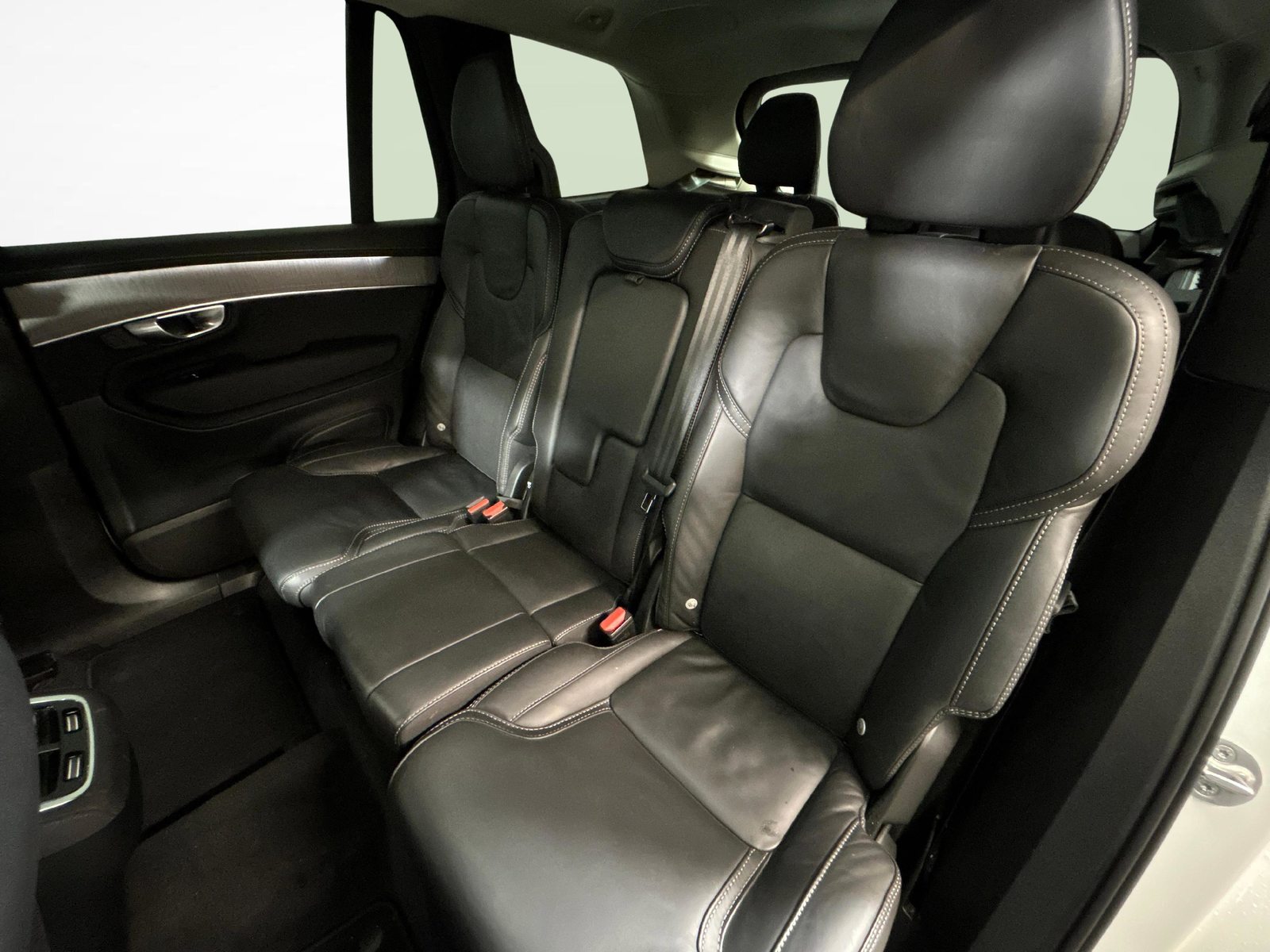 VOLVO XC90 2.0 B5 MH Plus Bright AWD, Hybride Léger Essence/Électricité, Occasion / Utilisé, Automatique - 4