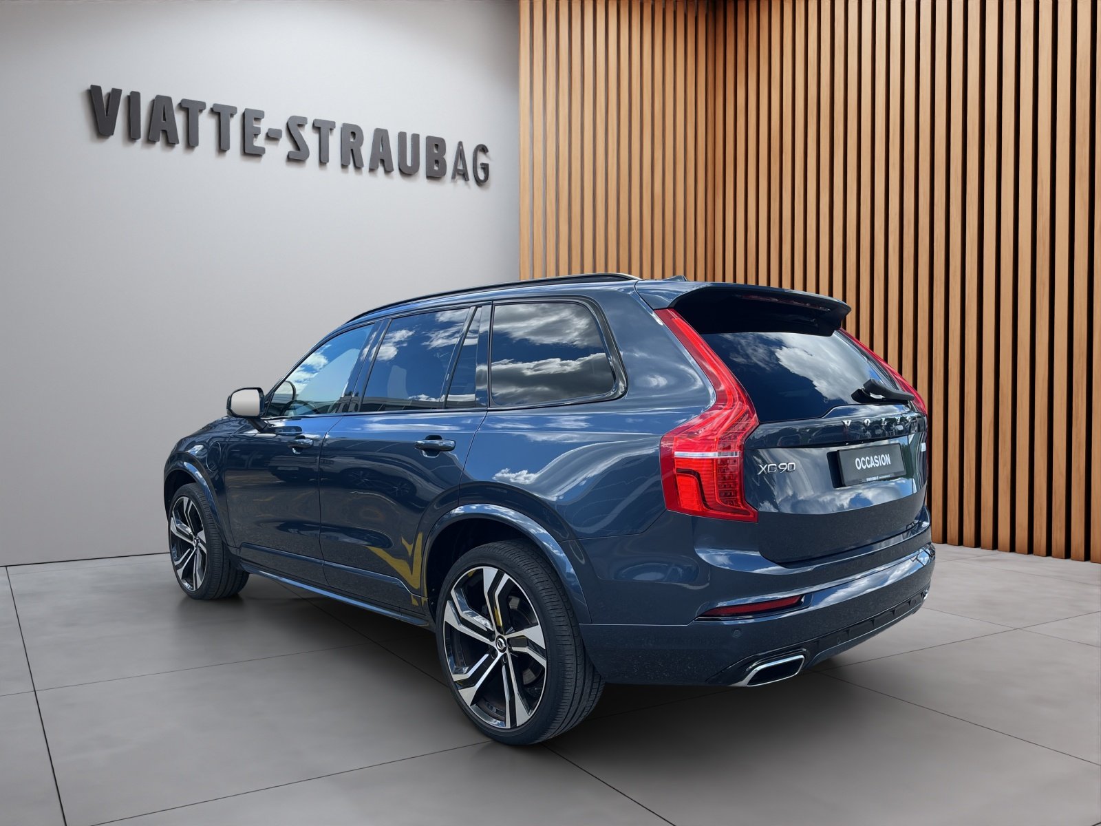VOLVO XC90 2.0 T8 TE R-Design 7P. eAWD, Hybride Rechargeable Essence/Électricité, Occasion / Utilisé, Automatique - 3