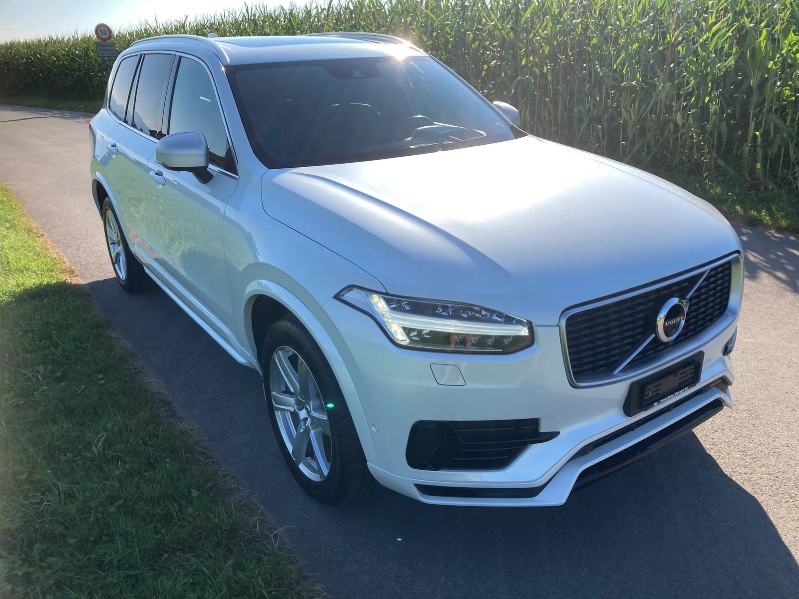VOLVO XC90 T8 AWD R-Design Geartronic 7 Sitzer, Hybride Rechargeable Essence/Électricité, Occasion / Utilisé, Automatique - 2