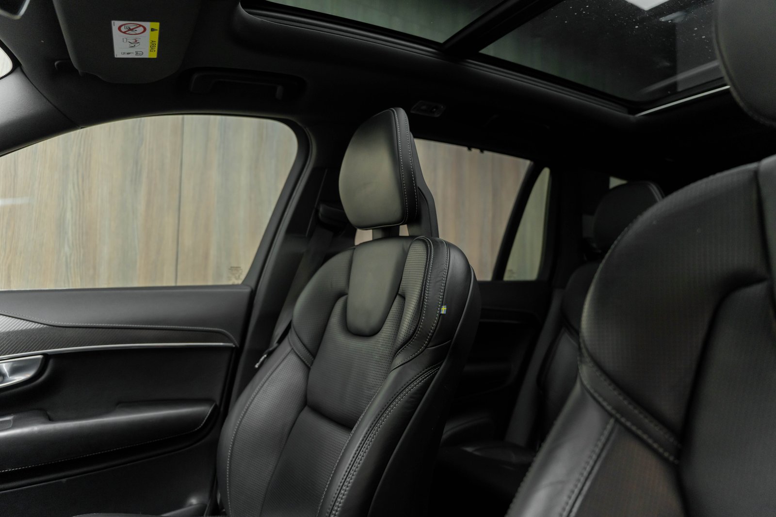 VOLVO XC90 T8 AWD R-Design Geartronic, Hybride Rechargeable Essence/Électricité, Occasion / Utilisé, Automatique - 7