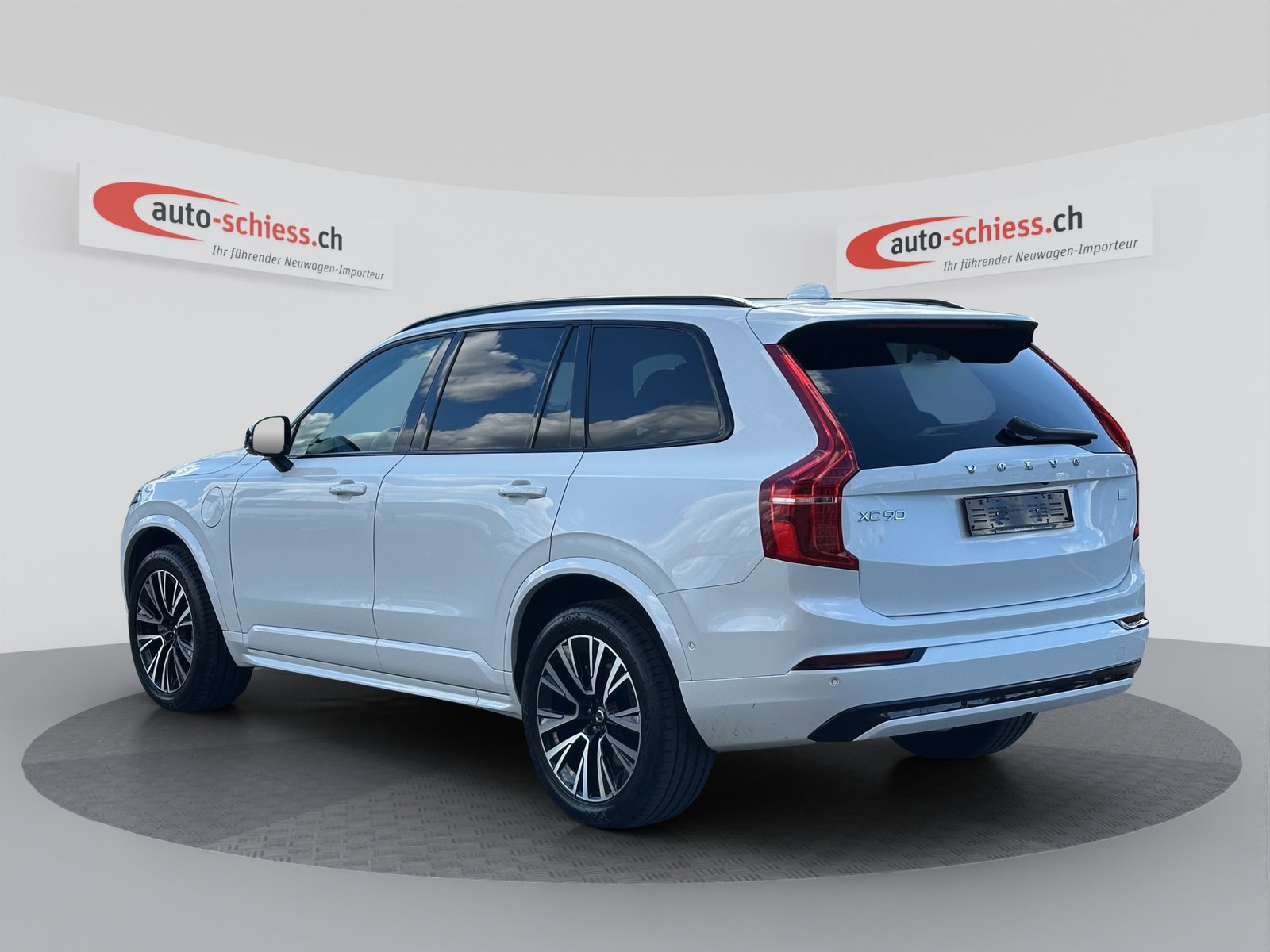 VOLVO XC90 T8 eAWD 7Pl. PluginHybrid Plus Dark Geartronic, Plug-in-Hybrid Benzin/Elektro, Occasion / Gebraucht, Automatik - 3