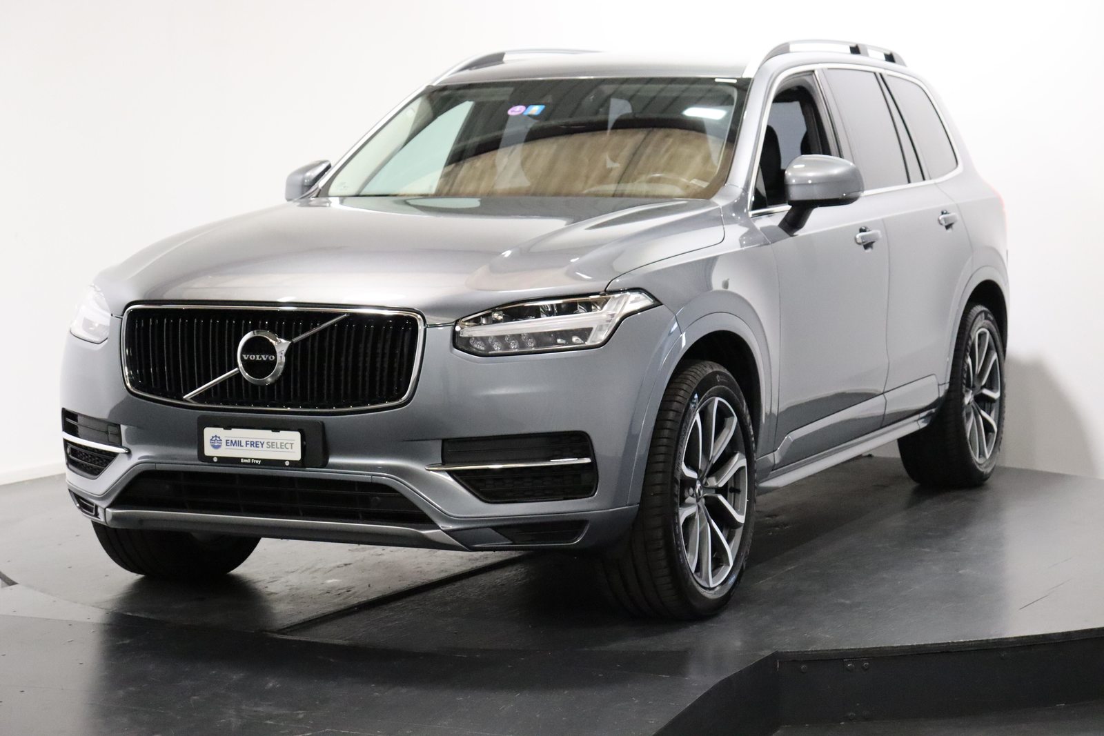 VOLVO XC90 2.0 T6 Momentum 7P. AWD, Petrol, Second hand / Used, Automatic - 3