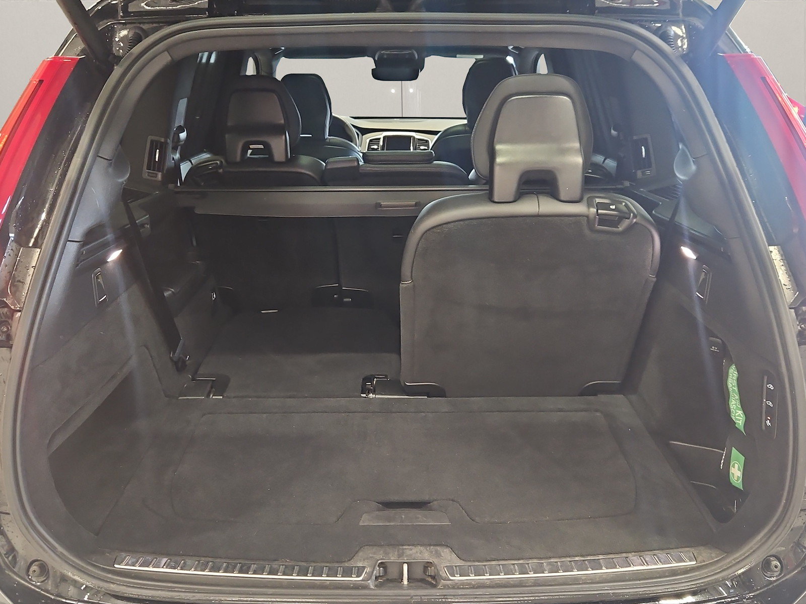VOLVO XC90 2.0 B5 MH R-Design 7P. AWD, Hybride Léger Diesel/Électricité, Occasion / Utilisé, Automatique - 6