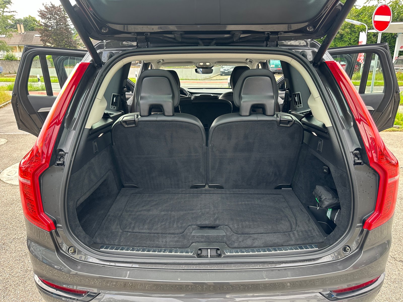 VOLVO XC90 B5 Benzin Mild Hybrid AWD Plus Dark Geartronic, Hybride Léger Essence/Électricité, Occasion / Utilisé, Automatique - 5