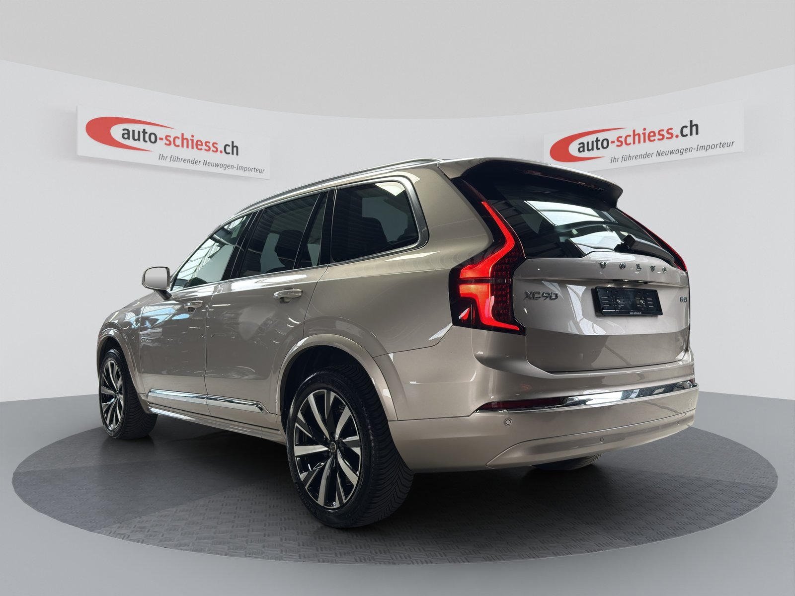 VOLVO XC90 B5 Benzin 7Pl. Mild Hybrid AWD Plus Bright Geartr, Hybride Léger Essence/Électricité, Occasion / Utilisé, Automatique - 3