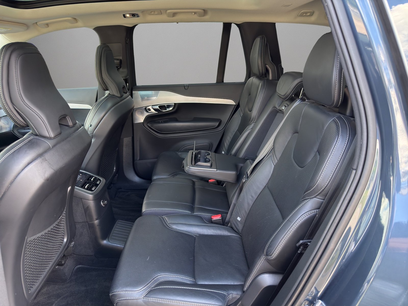 VOLVO XC90 T8 AWD Inscription Geartronic, Plug-in-Hybrid Benzin/Elektro, Occasion / Gebraucht, Automatik - 6