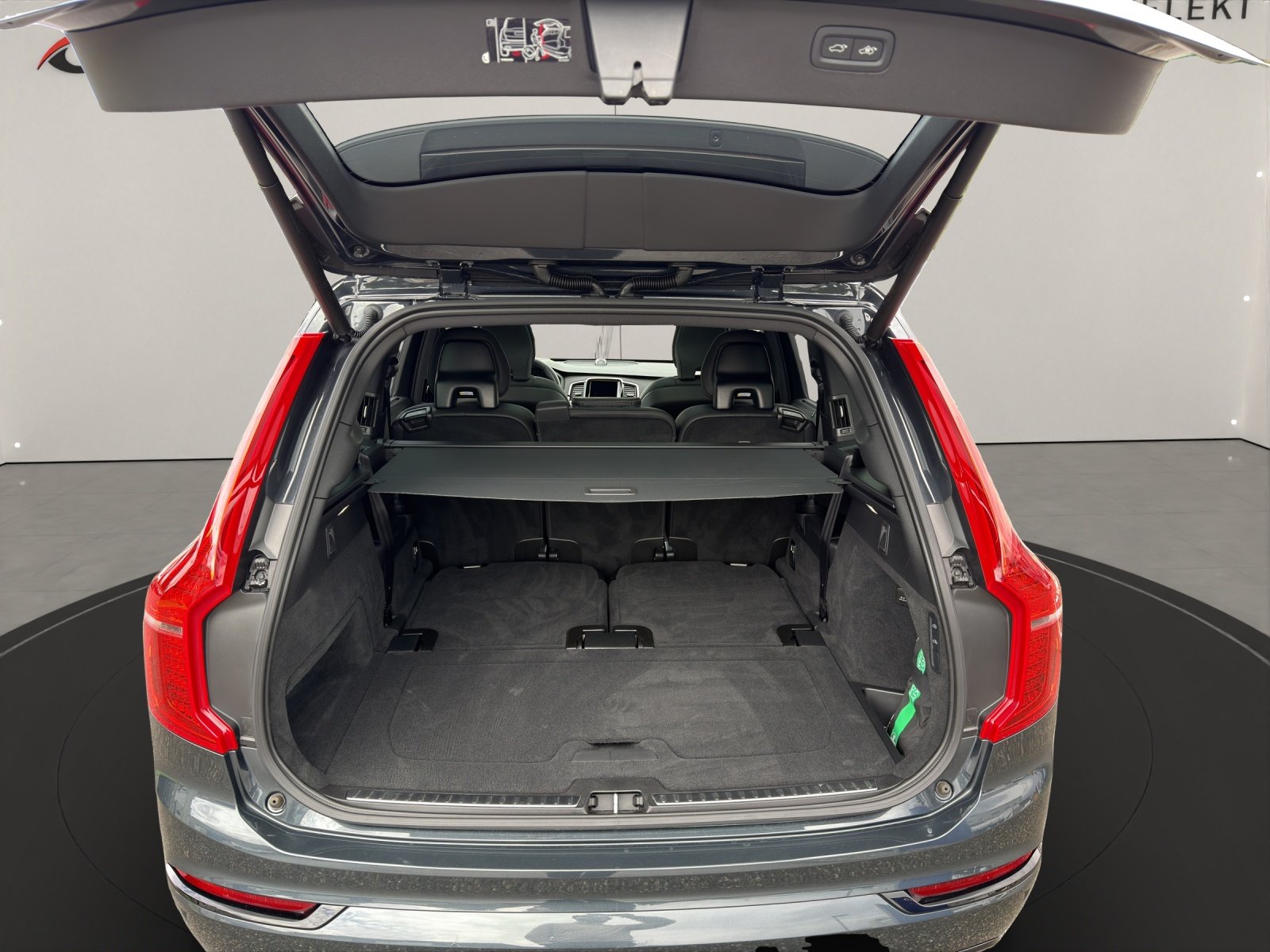 VOLVO XC90 2.0 B5 MH R-Design 7P. AWD, Mild-Hybrid Diesel/Elektro, Occasion / Gebraucht, Automatik - 6