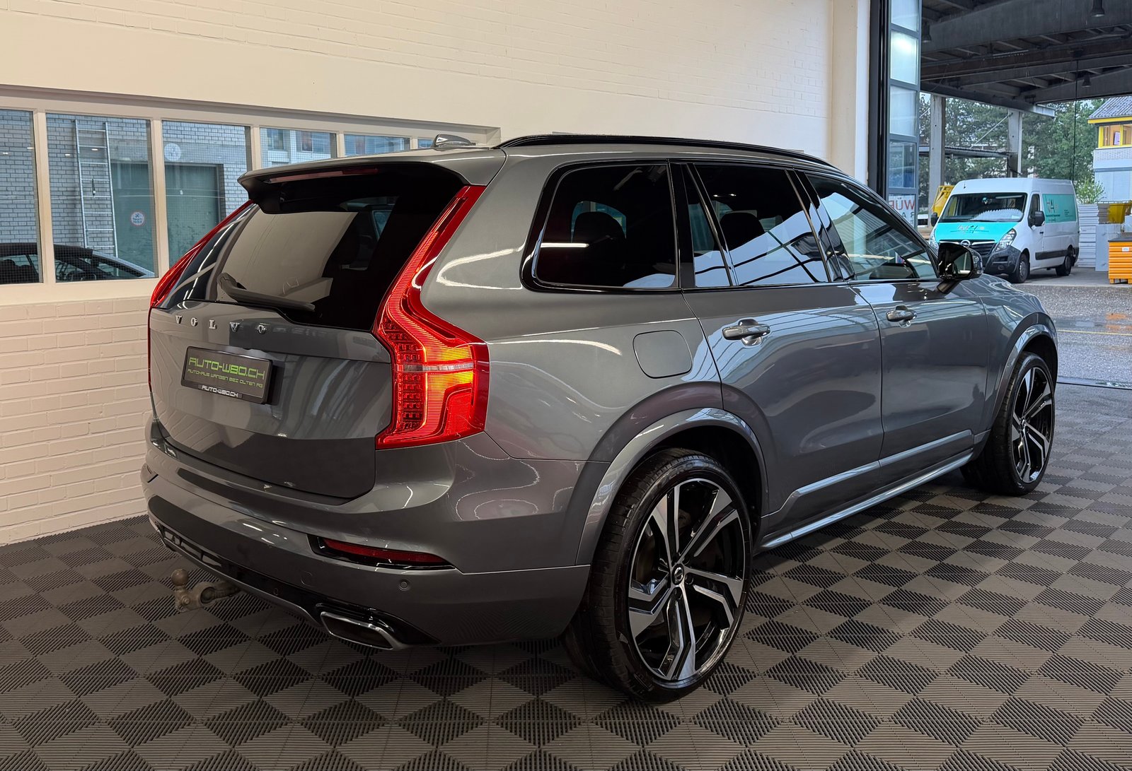 VOLVO XC90 B5 Diesel Mild Hybrid AWD R-Design Geartronic, Hybride Leggero Diesel/Elettrica, Occasioni / Usate, Automatico - 3