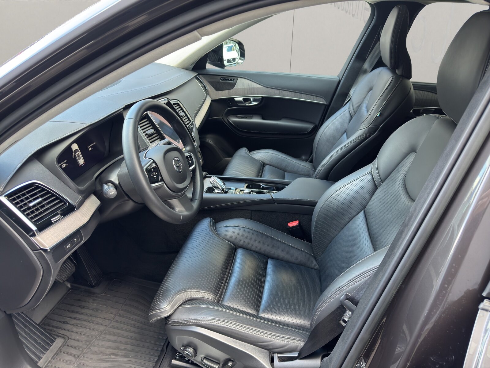 VOLVO XC90 2.0 T8 TE Ultimate Dark 7P. eAWD, Plug-in-Hybrid Benzin/Elektro, Occasion / Gebraucht, Automatik - 7