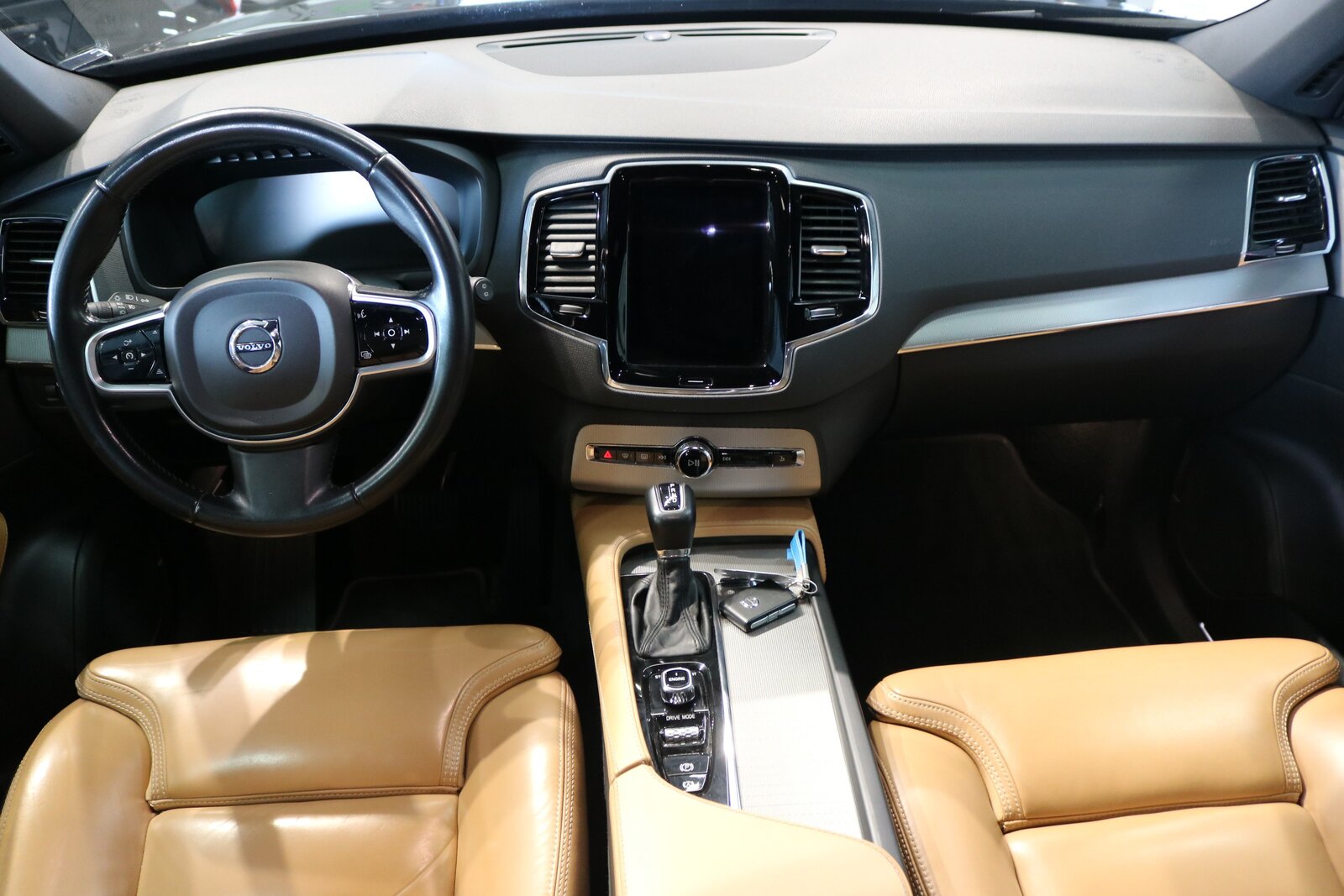 VOLVO XC90 D5 AWD Inscription Geartronic, Diesel, Occasioni / Usate, Automatico - 3