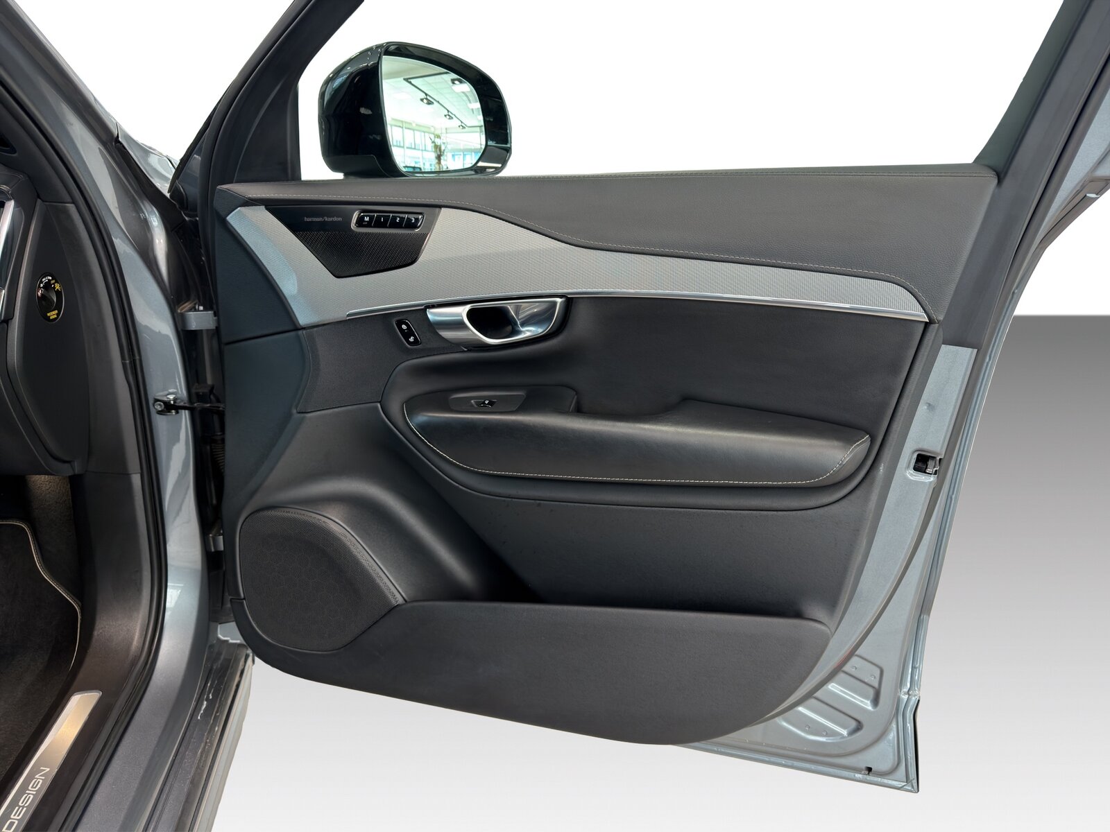 VOLVO XC90 T6 AWD R-Design Geartronic, Essence, Occasion / Utilisé, Automatique - 7