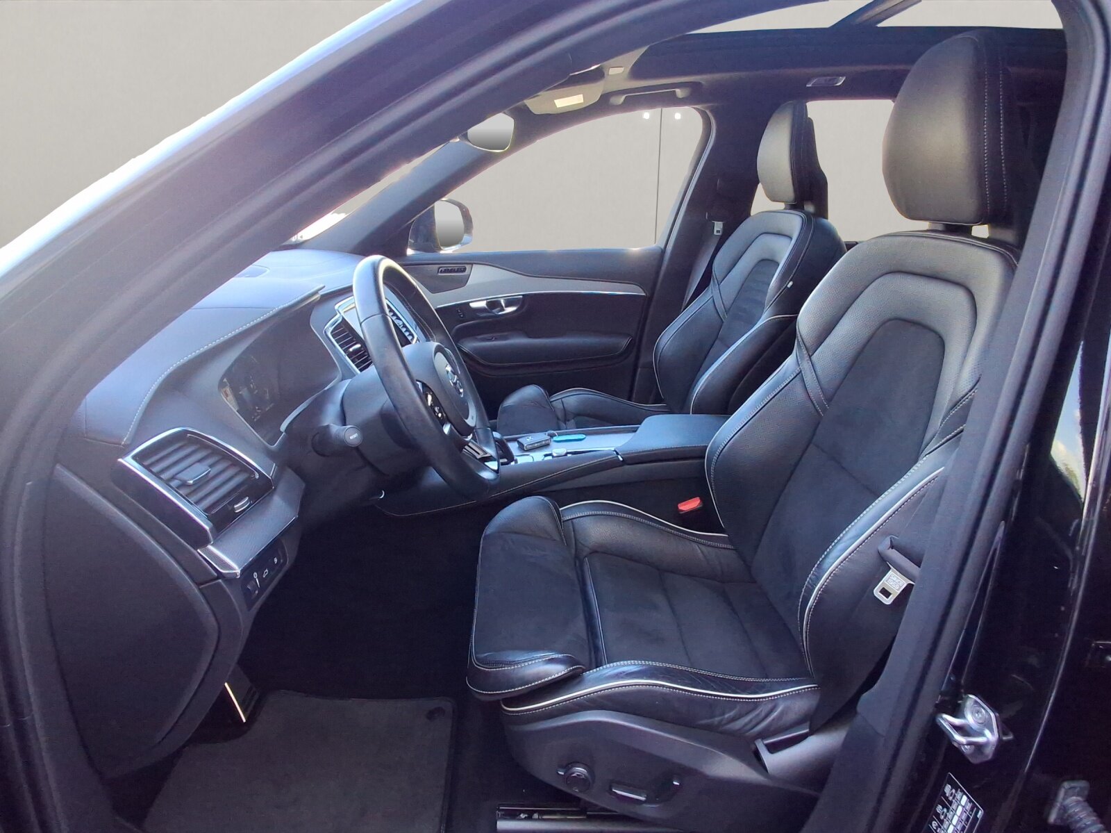 VOLVO XC90 2.0 T8 TE R-Design 7P. eAWD, Plug-in-Hybrid Petrol/Electric, Second hand / Used, Automatic - 7