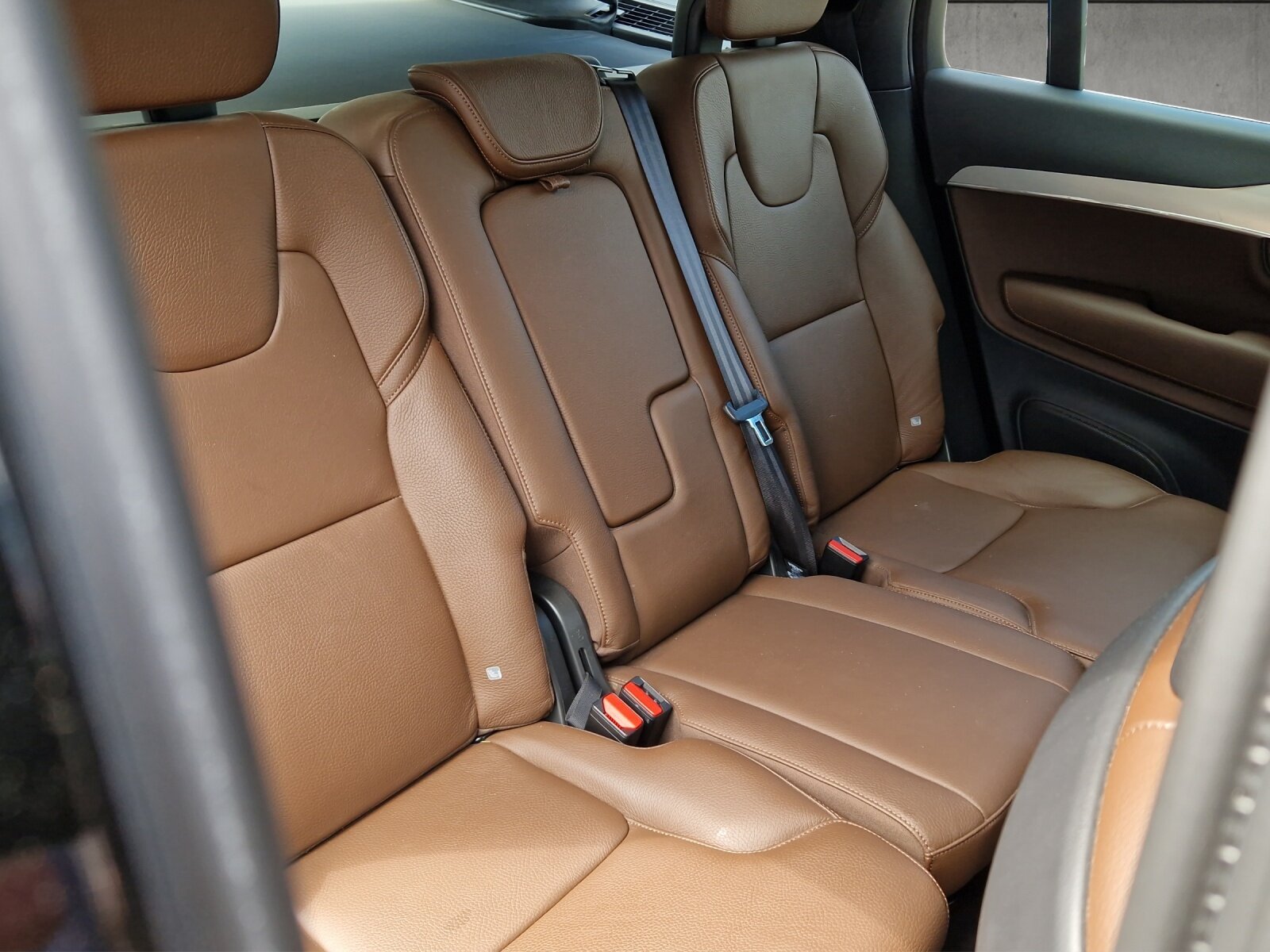 VOLVO XC90 2.0 D5 Momentum 7P. AWD, Diesel, Occasion / Gebraucht, Automatik - 3