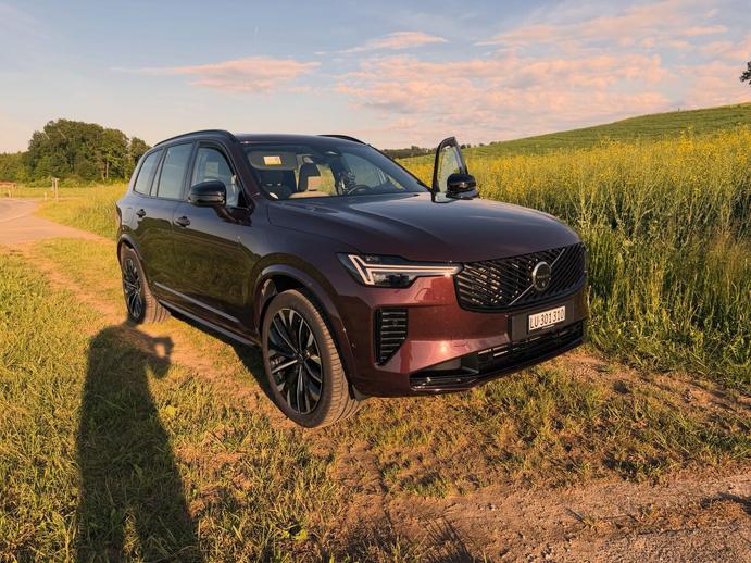 VOLVO XC90 2.0 T8 TE Ultra Dark eAWD, Voll-Hybrid Benzin/Elektro, Occasion / Gebraucht, Automatik
