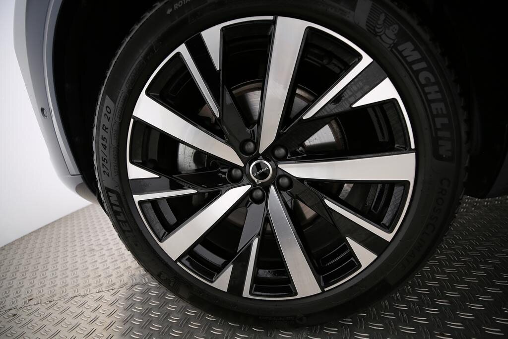 VOLVO XC90 2.0 B5 MH Plus Bright AWD, Mild-Hybrid Benzin/Elektro, Occasion / Gebraucht, Automatik - 6