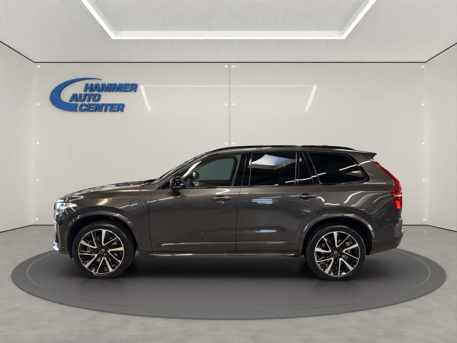 VOLVO XC90 2.0 T8 TE Ultimate Dark 7P. eAWD, Hybride Rechargeable Essence/Électricité, Occasion / Utilisé, Automatique - 2