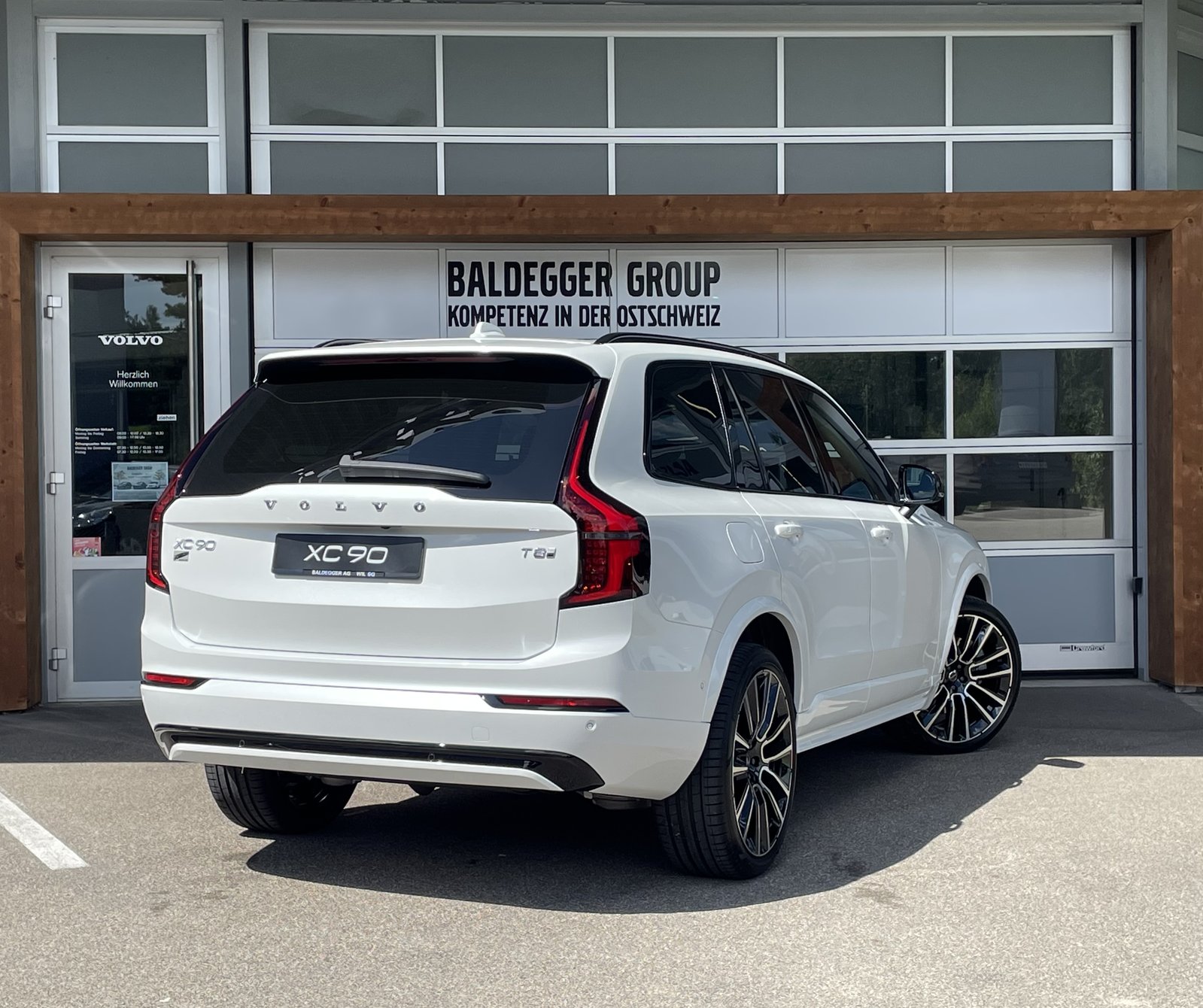 VOLVO XC90 2.0 T8 TE Ultra Dark eAWD, Voll-Hybrid Benzin/Elektro, Vorführwagen, Automatik - 3