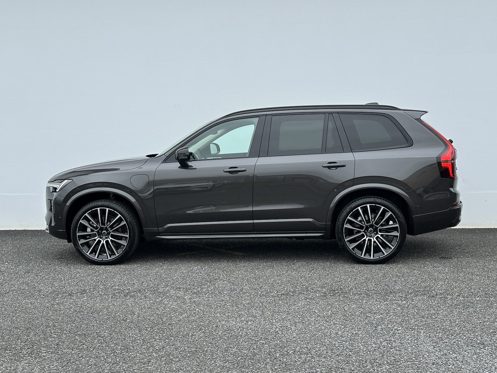 VOLVO XC90 2.0 T8 TE Ultra Dark eAWD, Plug-in-Hybrid Benzina/Elettrica, Auto dimostrativa, Automatico - 5