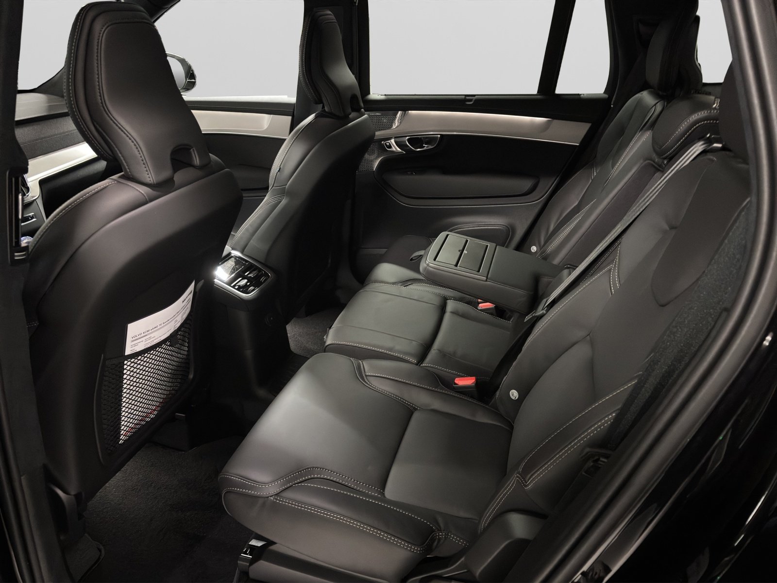 VOLVO XC90 2.0 T8 TE Black Edition eAWD, Hybride Rechargeable Essence/Électricité, Voiture de démonstration, Automatique - 5