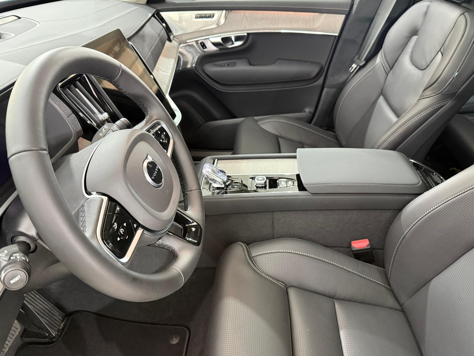 VOLVO XC90 2.0 T8 TE Ultra Bright eA, Hybride Intégral Essence/Électricité, Voiture de démonstration, Automatique - 4