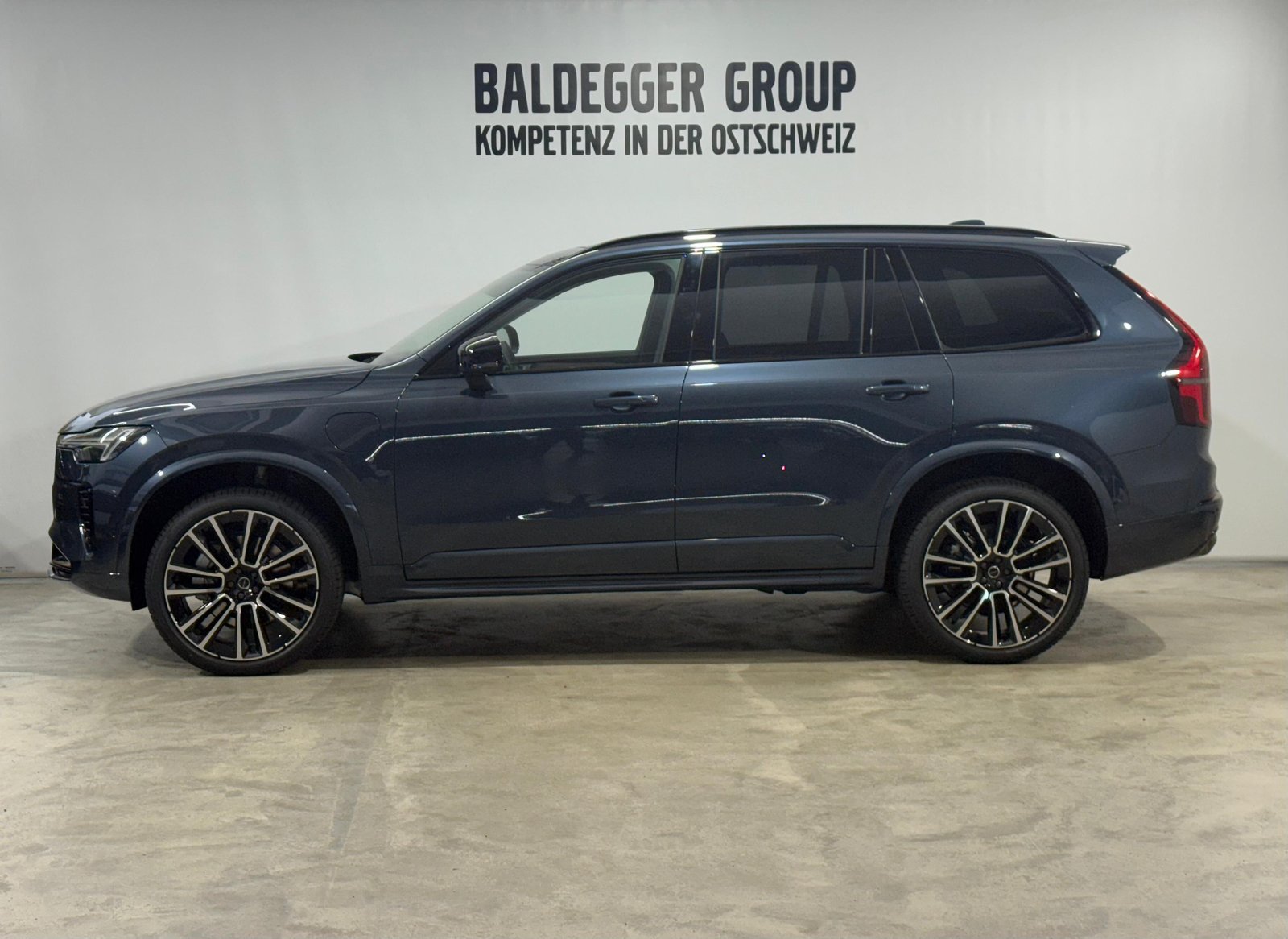 VOLVO XC90 2.0 T8 TE Ultra Dark eAWD, Voll-Hybrid Benzin/Elektro, Vorführwagen, Automatik - 2