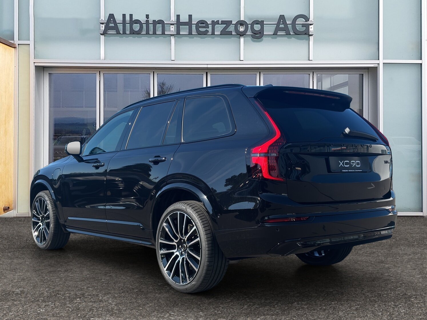 VOLVO XC90 2.0 T8 TE Black Edition eAWD, Hybride Rechargeable Essence/Électricité, Voiture de démonstration, Automatique - 3