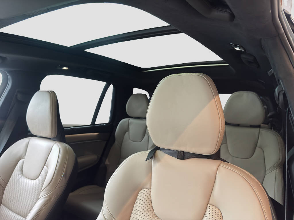 VOLVO XC90 2.0 T8 TE Ultra Bright eAWD, Plug-in-Hybrid Petrol/Electric, New car, Automatic - 7