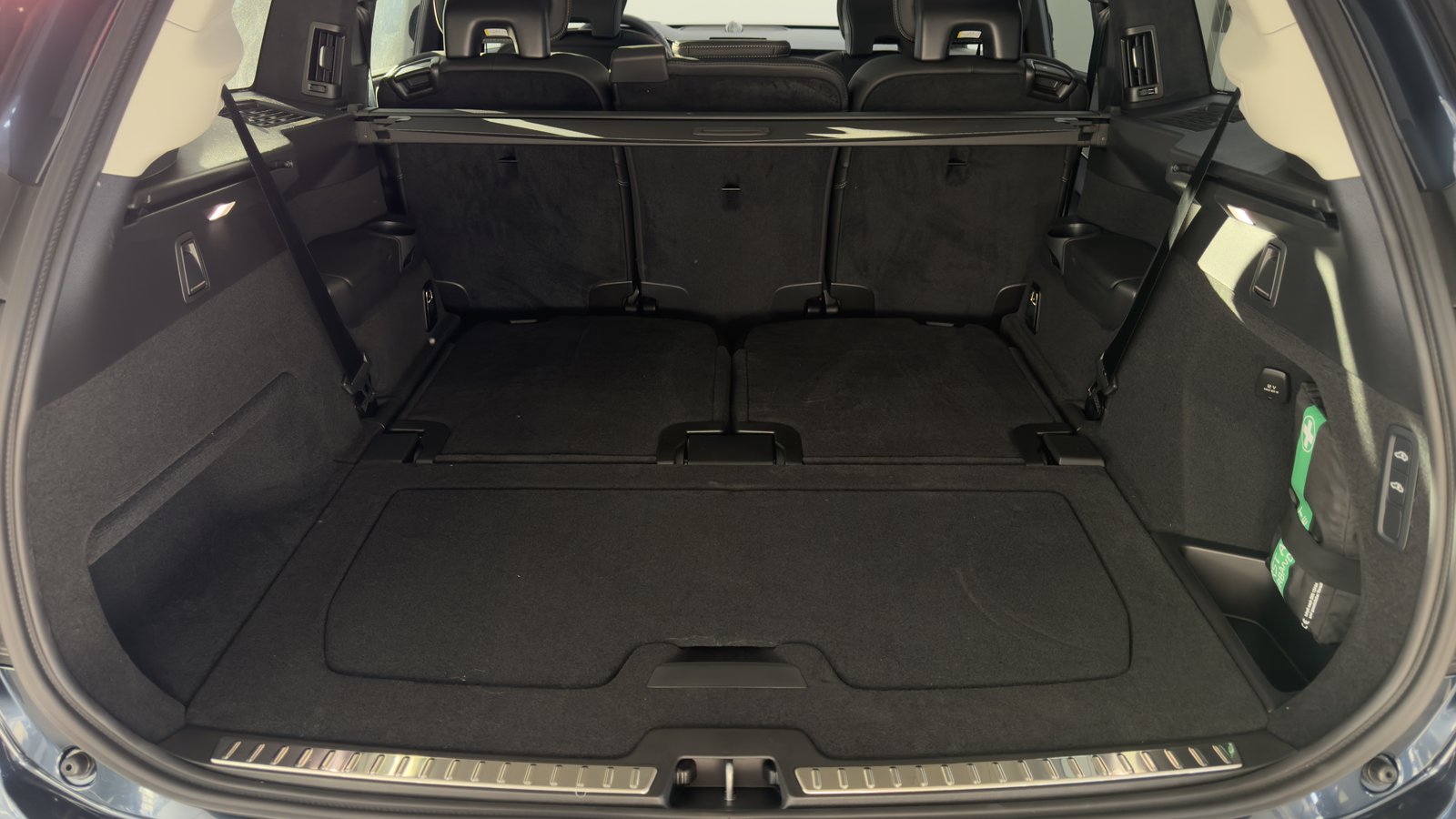 VOLVO XC90 2.0 T8 TE Ultra Bright eA, Hybride Integrale Benzina/Elettrica, Auto nuove, Automatico - 7