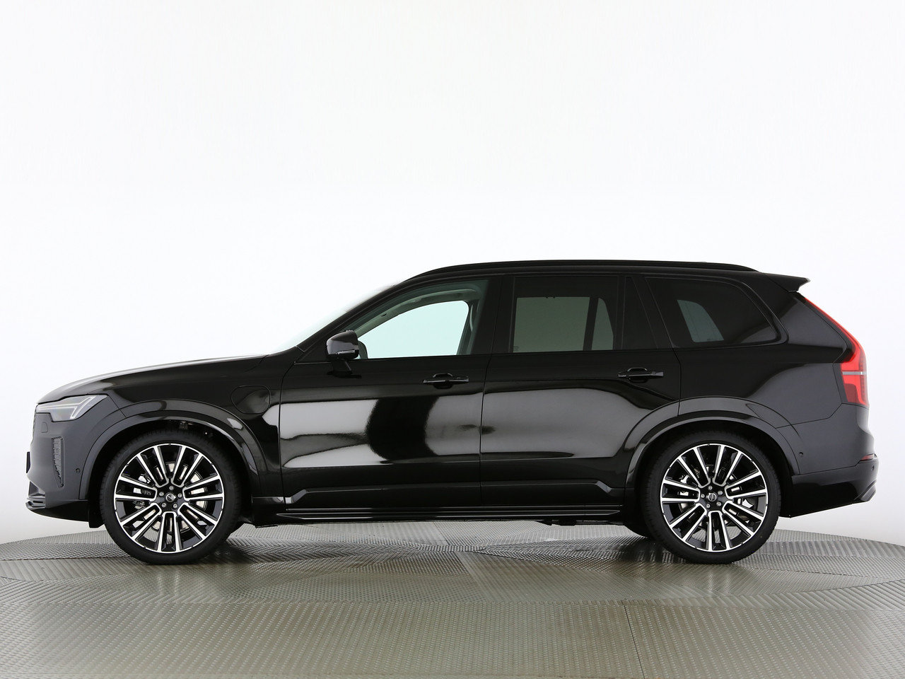 VOLVO XC90 2.0 T8 TE Xclusive/Ultra Dark eAWD, Hybride Rechargeable Essence/Électricité, Voiture nouvelle, Automatique - 3
