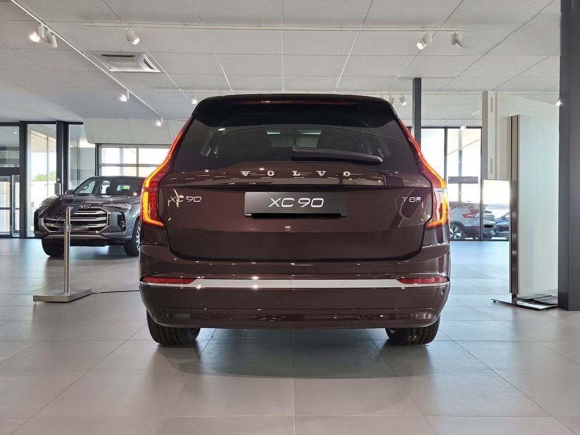 VOLVO XC90 T8 eAWD PluginHybrid Ultra Bright Geartronic, Hybride Rechargeable Essence/Électricité, Voiture nouvelle, Automatique - 4