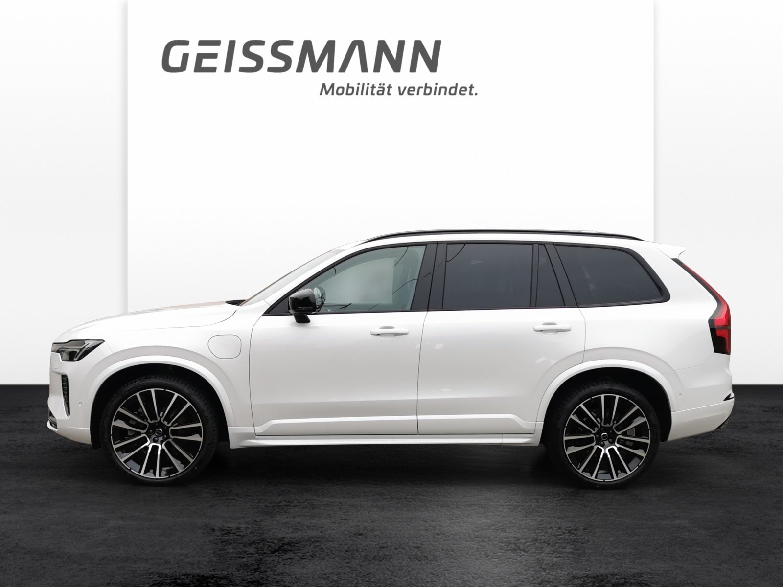 VOLVO XC90 2.0 T8 TE XCLUSIVE Edition Dark eAWD, Plug-in-Hybrid Benzina/Elettrica, Auto nuove, Automatico - 3