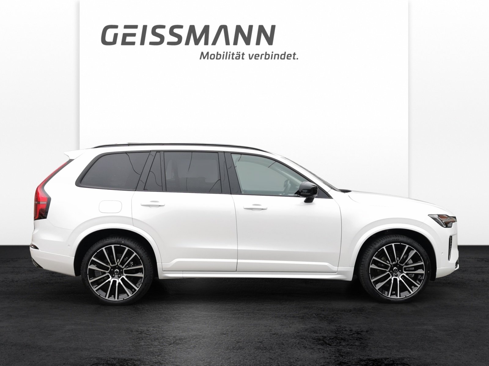 VOLVO XC90 2.0 T8 TE XCLUSIVE Edition Dark eAWD, Plug-in-Hybrid Benzina/Elettrica, Auto nuove, Automatico - 4