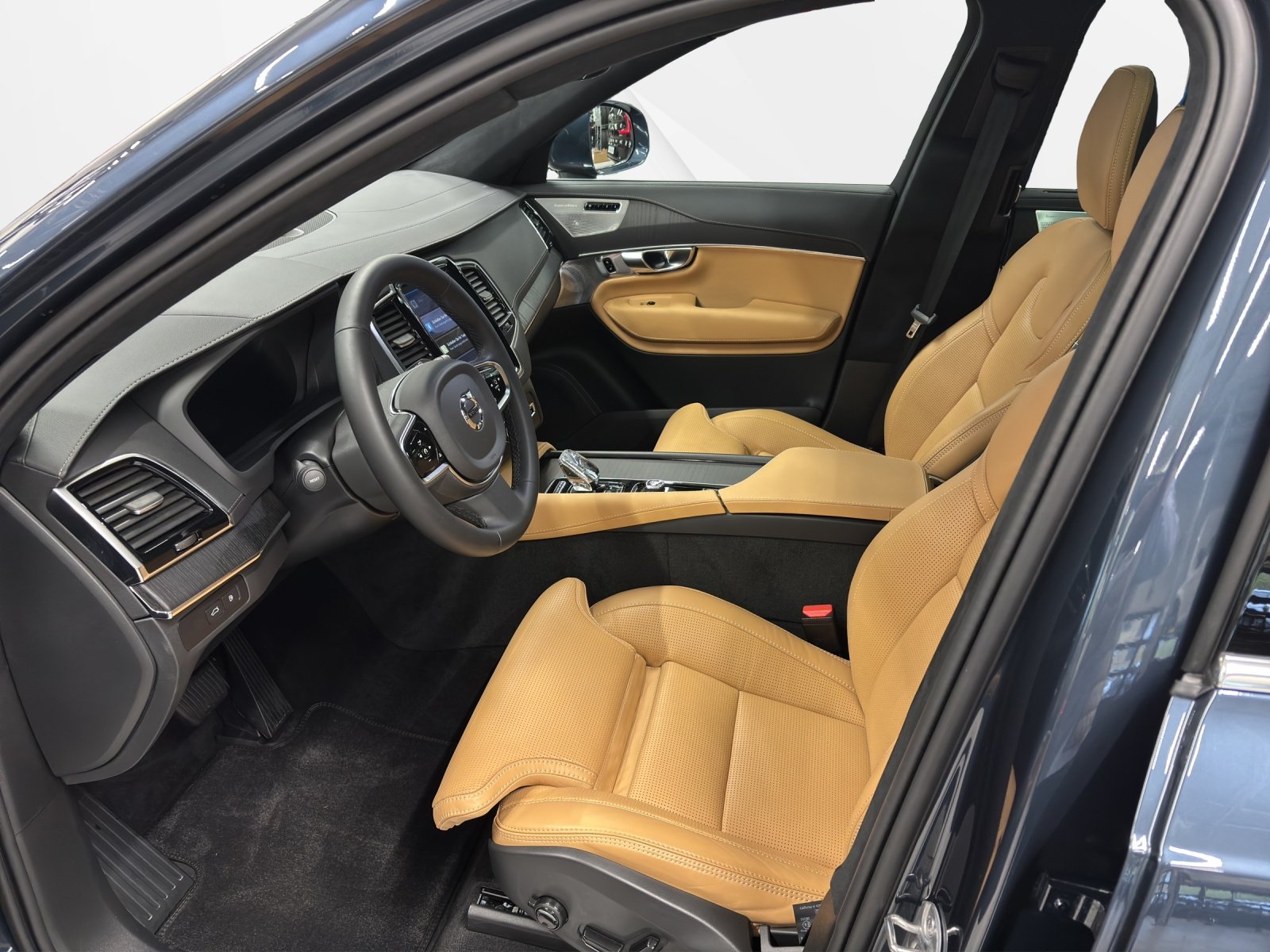 VOLVO XC90 2.0 T8 TE eAWD XCLUSIVE Bright 7Pl, Plug-in-Hybrid Petrol/Electric, Second hand / Used, Automatic - 4