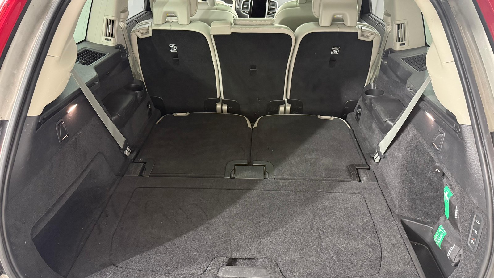 VOLVO XC90 2.0 T8 TE Inscription 7P., Voll-Hybrid Benzin/Elektro, Occasion / Gebraucht, Automat - 7